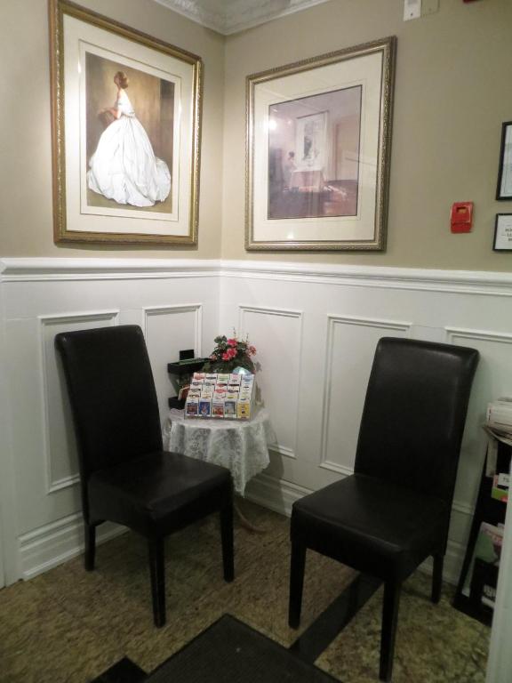 Victoria's Mansion Guest House - Resim 18