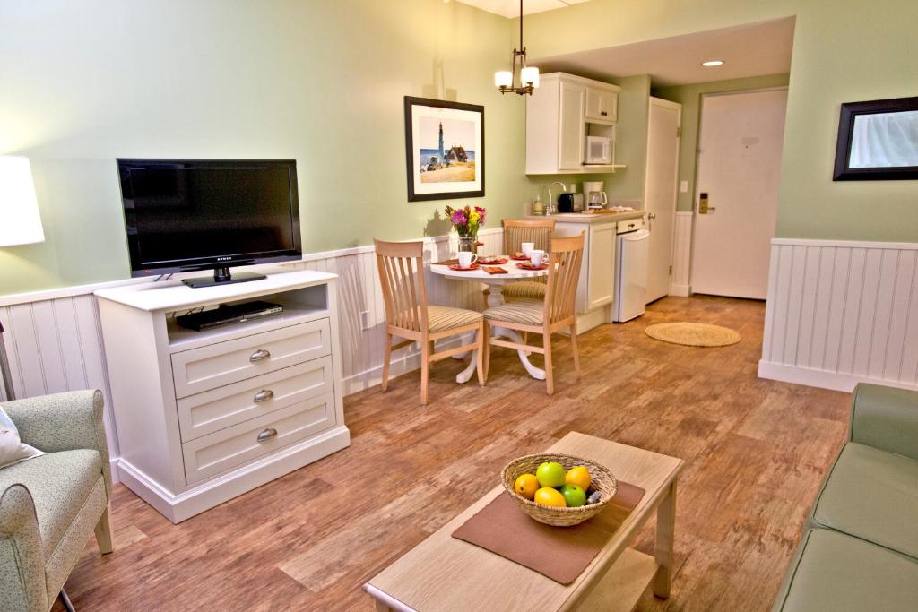 Holly Tree Resort photo