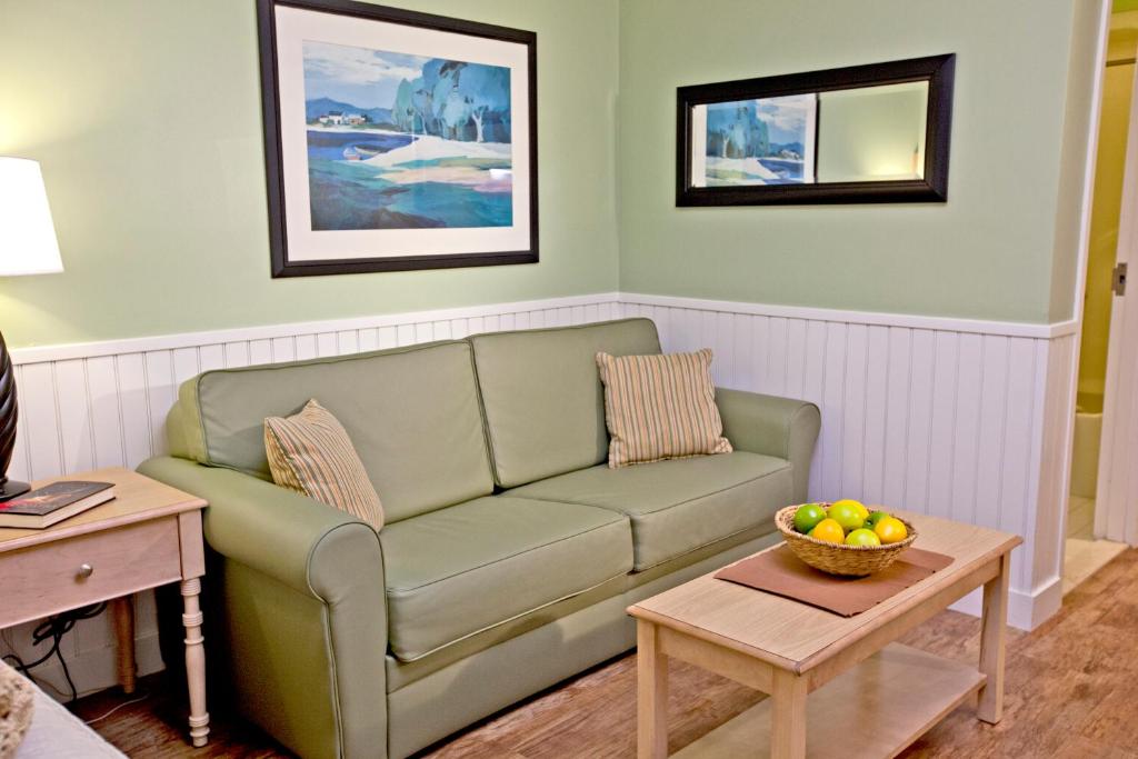 Holly Tree Resort photo