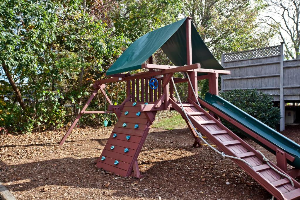Holly Tree Resort photo