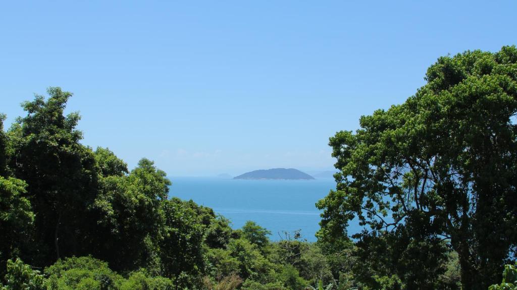  Ilhabela Chalés