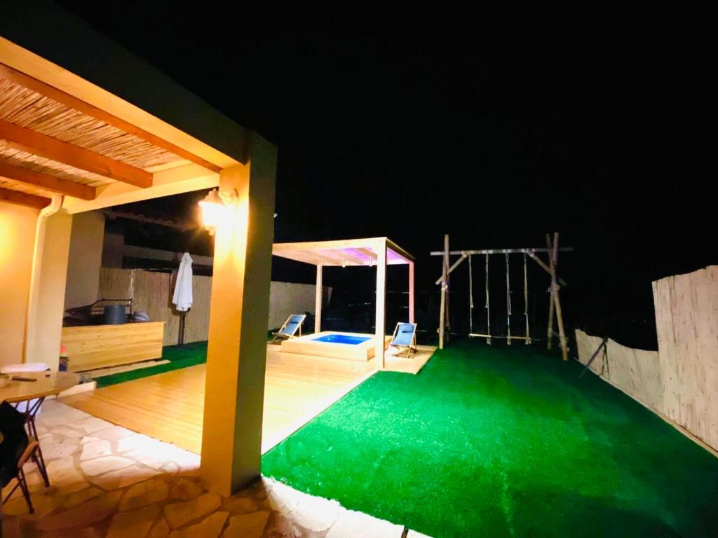 Fotografie z fotogalerie ubytování נוף המצוק v destinaci Poriyya