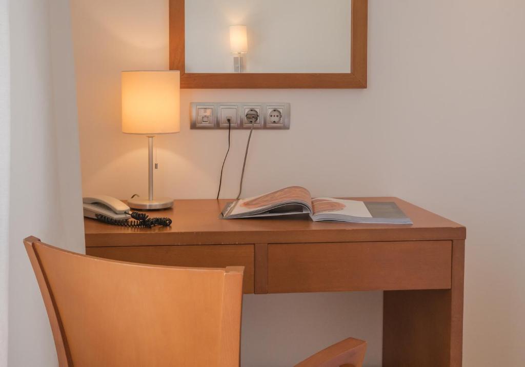 Hotel Jeni & Restaurant - 14