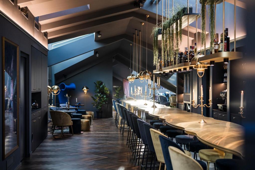 Restaurace v ubytování Altstadthotel Weisses Kreuz