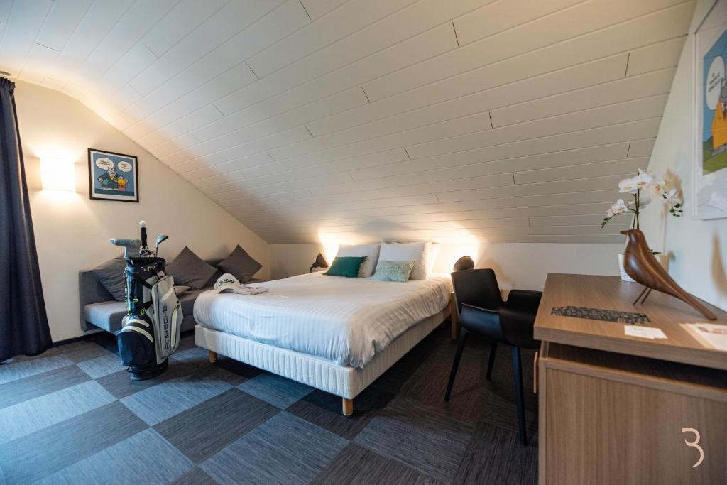 Postel nebo postele na pokoji v ubytování Smart Bnb - Hotel Battice