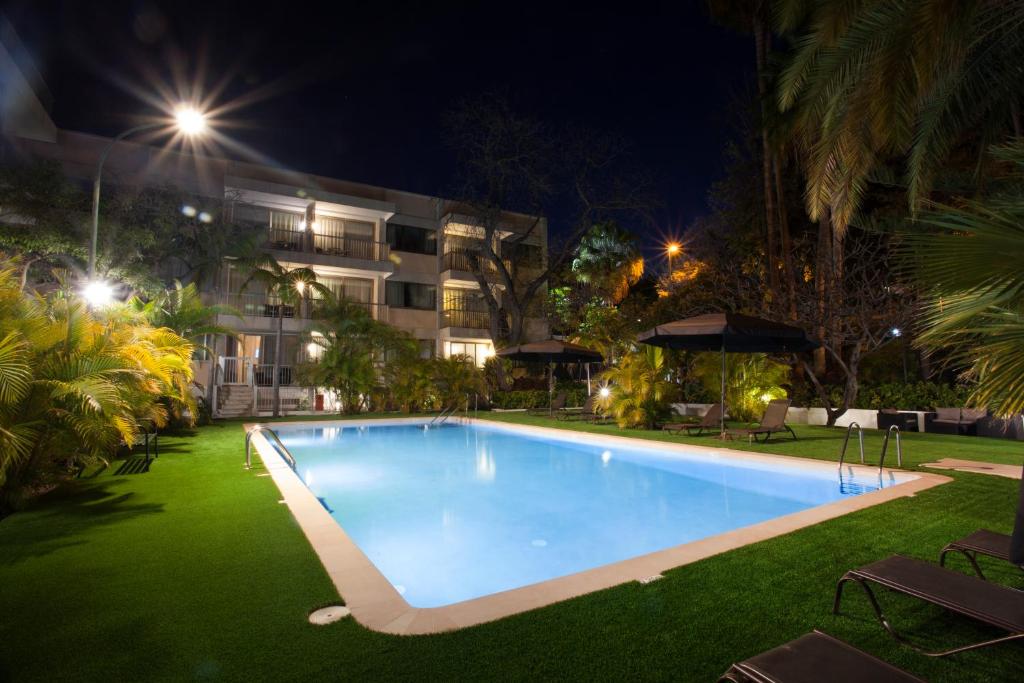 Bazén v ubytování Hotel Colon Rambla nebo v jeho okolí