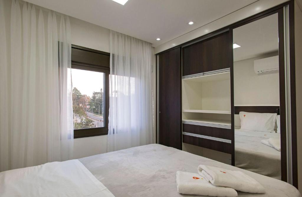  ALLURE 401 - 2 SUÍTES (11 PAX) AV. DAS HORTÊNSIAS!