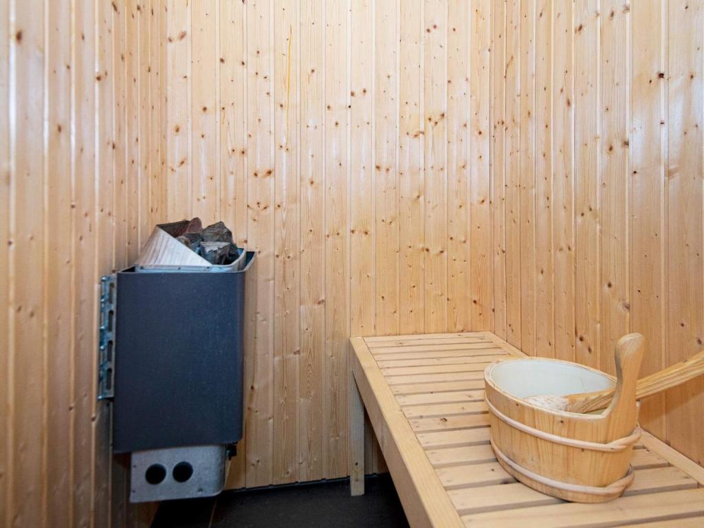 Fotografie z fotogalerie ubytování 14 person holiday home in Glesborg-By Traum v destinaci Glesborg