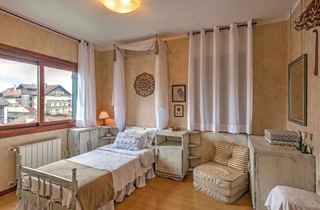 ALMERIS PECIN 304 - 3 DORMITÓRIOS JUNTO À RUA COBERTA!  ALMERIS PECIN 304 - 3 DORMITÓRIOS JUNTO À RUA COBERTA!