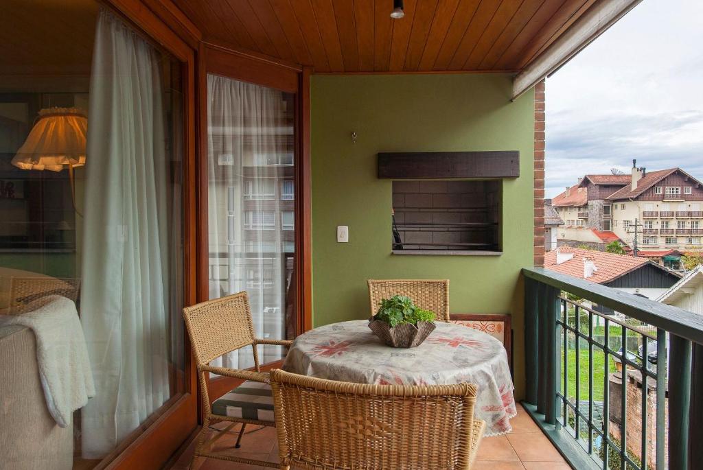 ALMERIS PECIN 304 - 3 DORMITÓRIOS JUNTO À RUA COBERTA!  ALMERIS PECIN 304 - 3 DORMITÓRIOS JUNTO À RUA COBERTA!