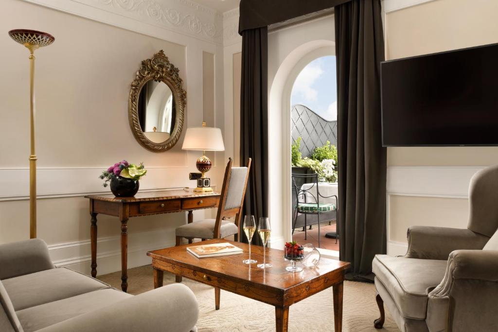 Posezení v ubytování Hotel Splendide Royal - The Leading Hotels of the World