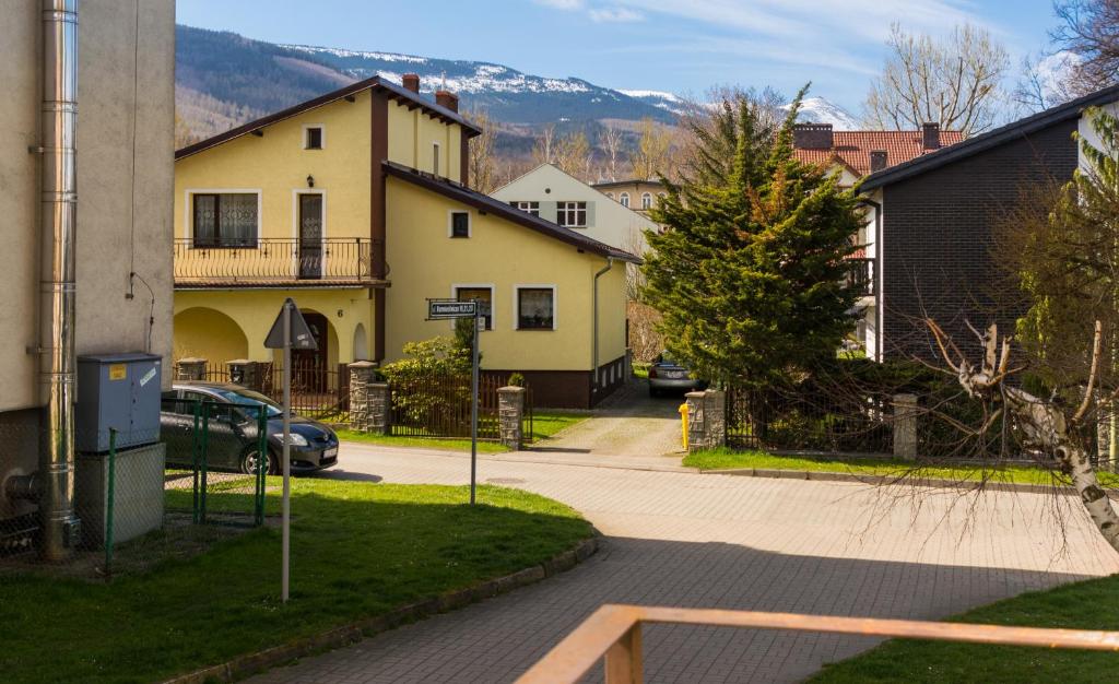 Výhľad na hory alebo výhľad na hory priamo z apartmánu