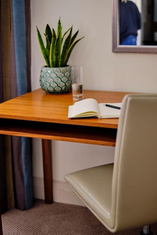 The Clermont London, Charing Cross - Resim 38