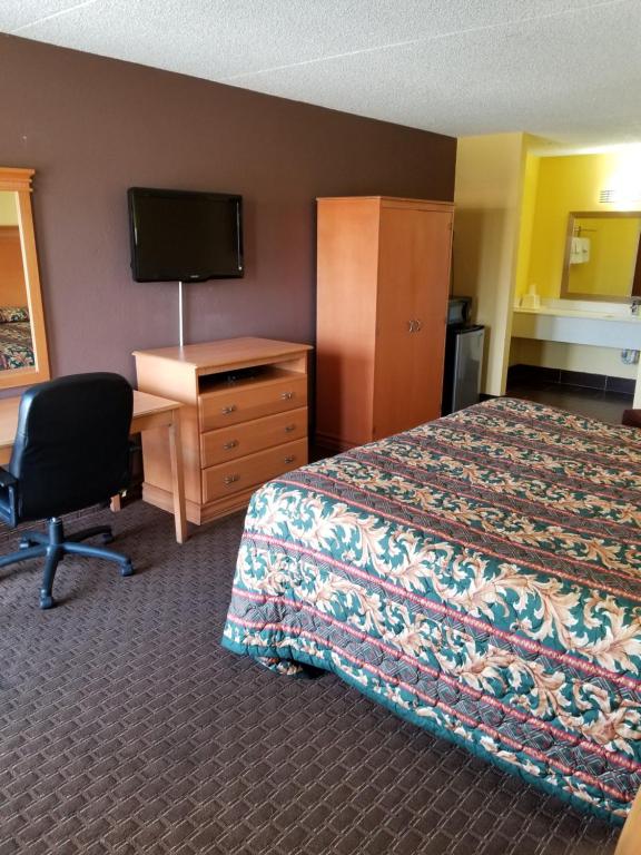 Hermitage Inn - 