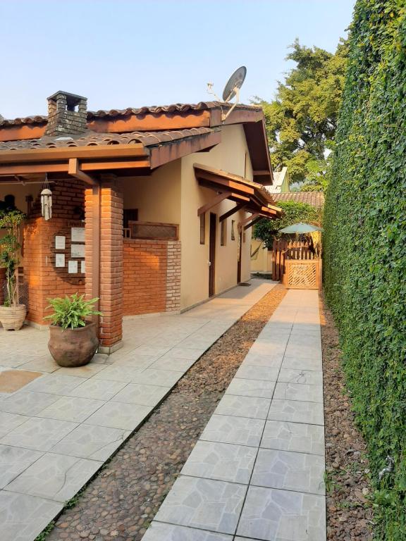  Residencial Maresias Suites e Chalés