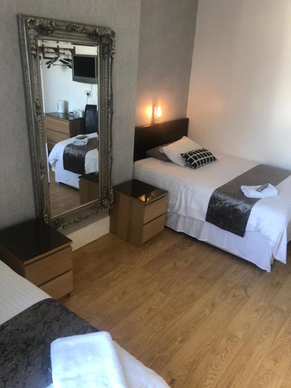 parklane guest house