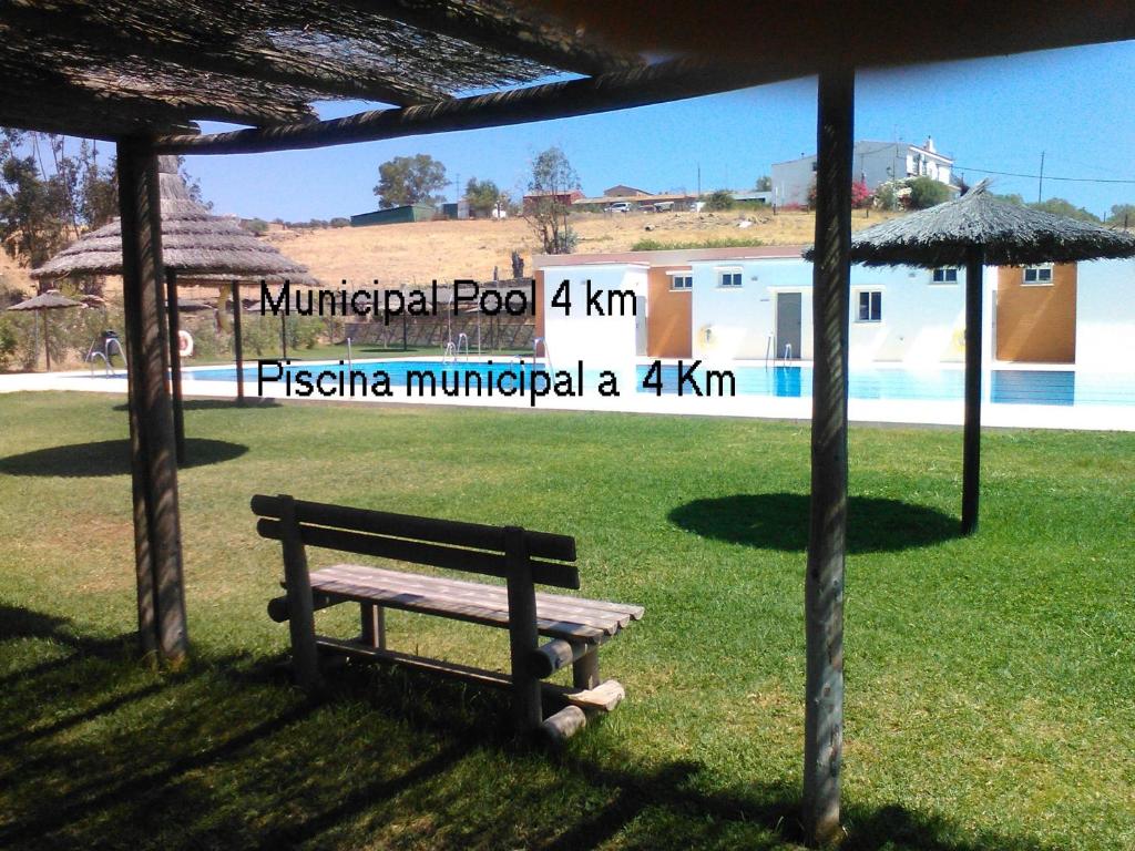 Imagen de la galería de Casa de los Curas, chimenea 2 Hab 4 Pers Max, en Puerto de la Laja
