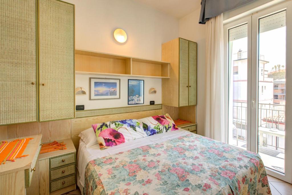 
One-Bedroom Apartment (3 Adults)
