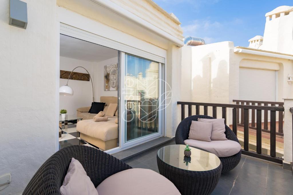 Malaga Benalmadena Puerto Marina Luxury, Benalmádena ...