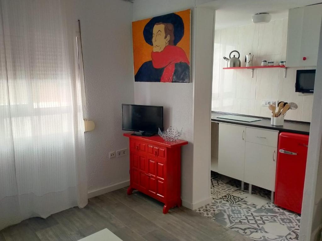 Kuchyňa alebo kuchynka v ubytovaní Apartamento a 5min a pie de la playa de El Palo