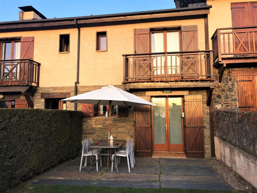 Casa Adosada en Santa Leocadia - Casa Con Tre Camere Da Letto