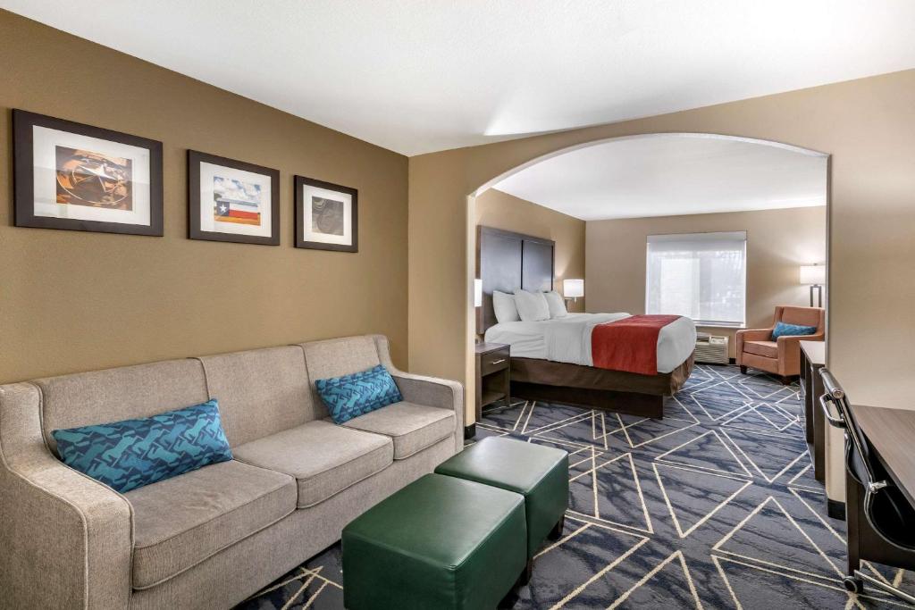 Posezení v ubytování Comfort Inn & Suites