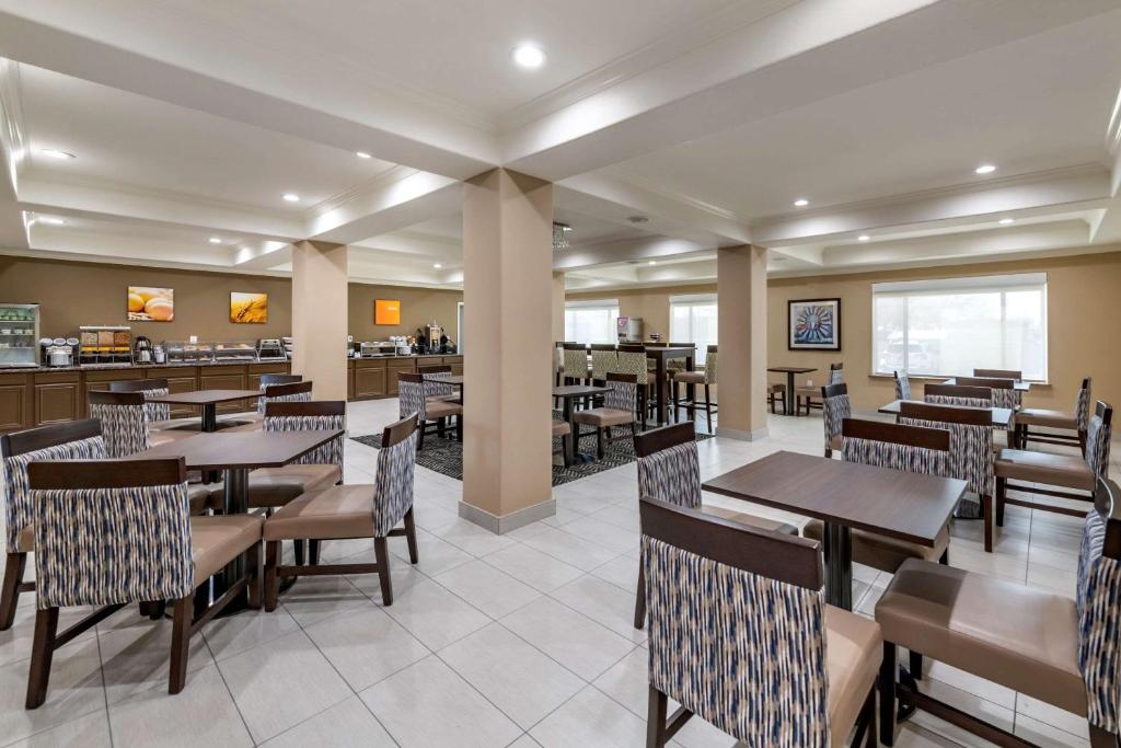 Restaurace v ubytování Comfort Inn & Suites