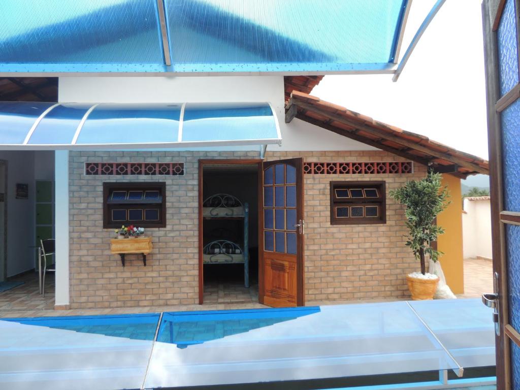 Bazén v ubytování Pousada Casa do Rio Hostel - 8 min do Centro Hístorico - Passeio de Barco com saída da Pousada -Pago a parte- Perto das Praias e Beira Rio nebo v jeho okolí