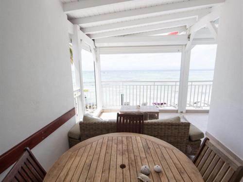 Balkón nebo terasa v ubytování Coco Beach Marie-Galante
