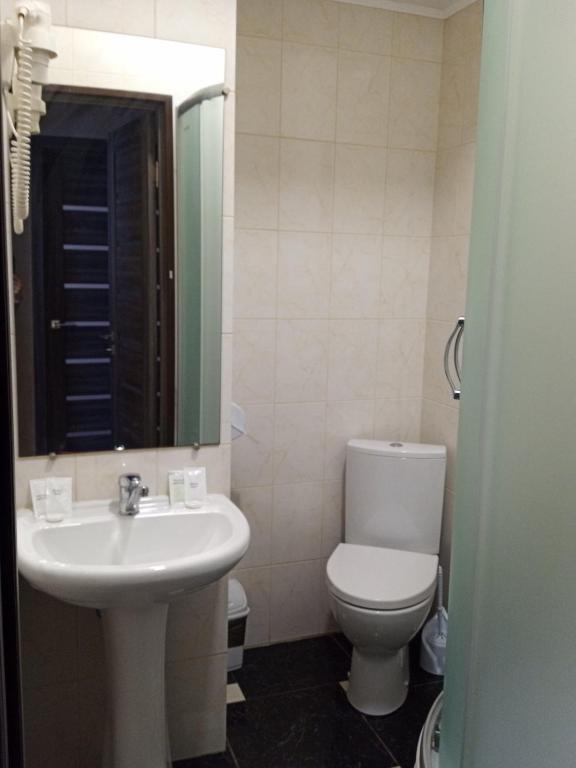 Prometey Hotel - One-Bedroom Suite