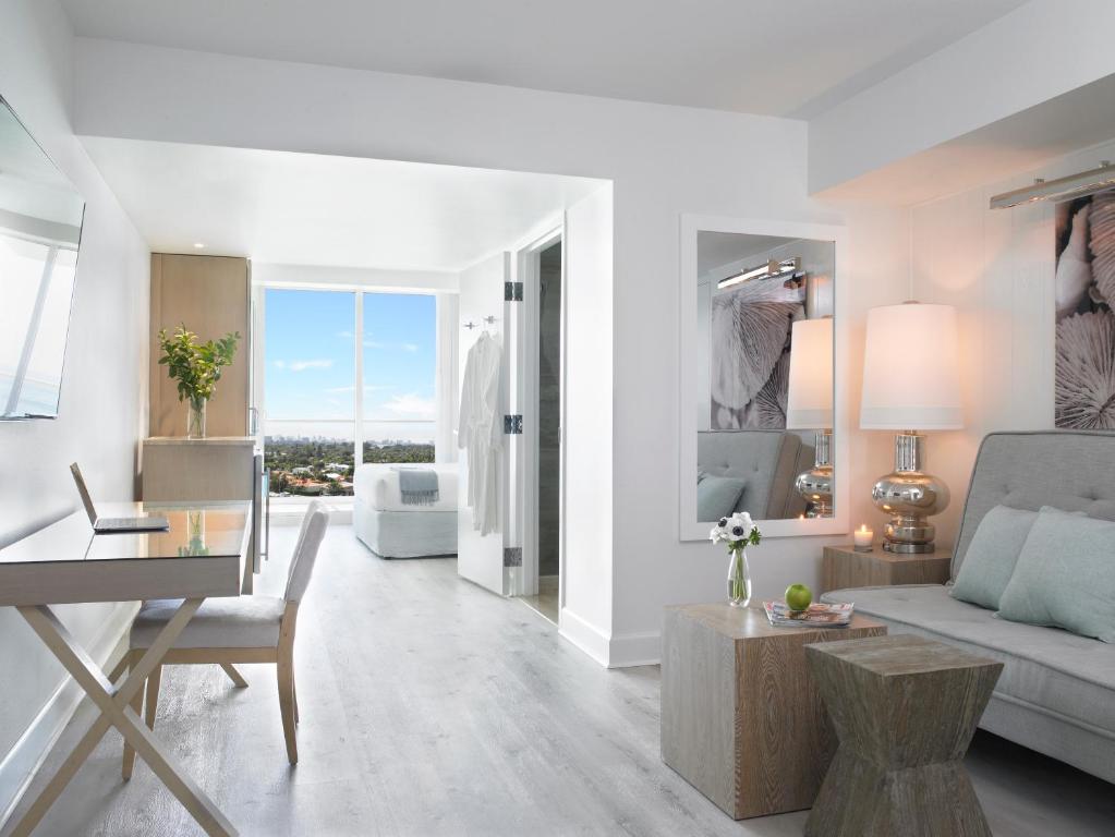 Grand Beach Hotel Surfside - 