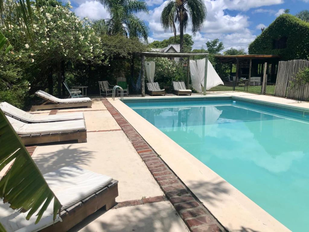 Piscina en o cerca de La Soleada cabañas