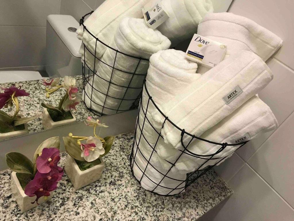  Flat 317 Granja Cotia Wi-Fi equipado e funcional
