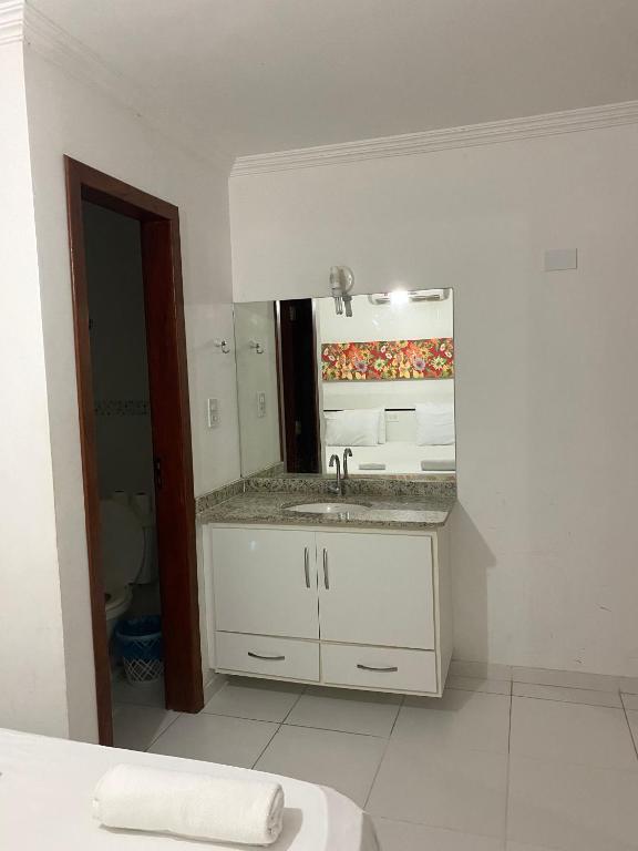  FLAT em residencial! Praia de taperapuan!