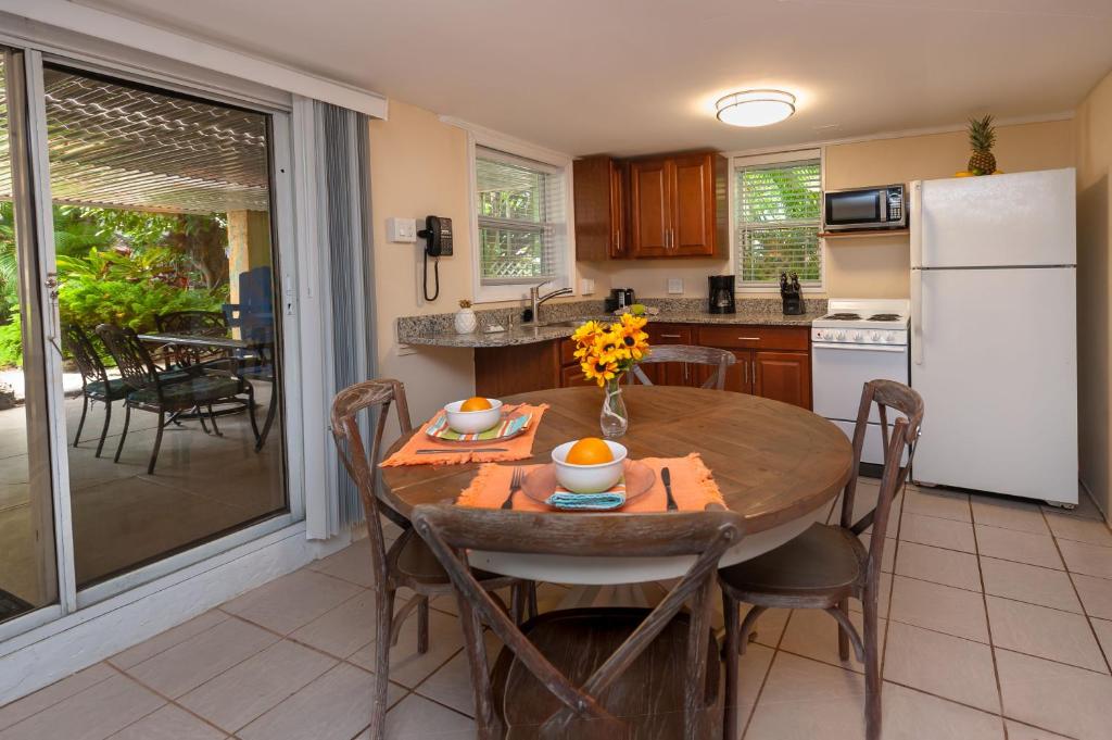 Cedar Cove Resort & Cottages photo