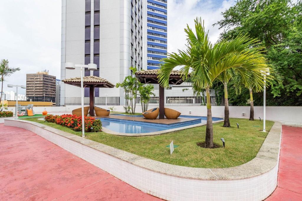  CA01 Flat Mercure Boulevard Side a 500m Salvador Shopping