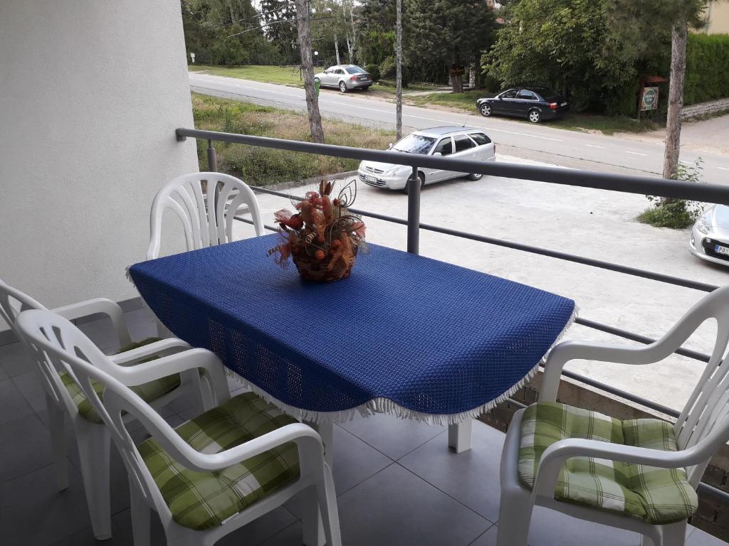 Balkón nebo terasa v ubytování Apartman Šarm Srebrno jezero