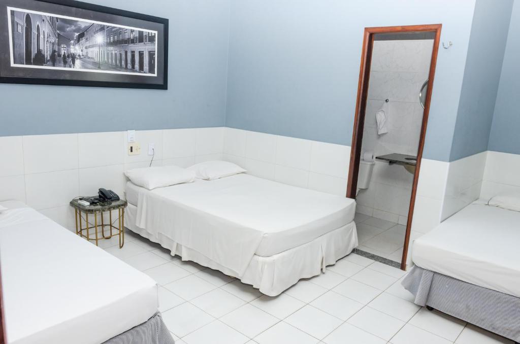  San Fernando Hotel