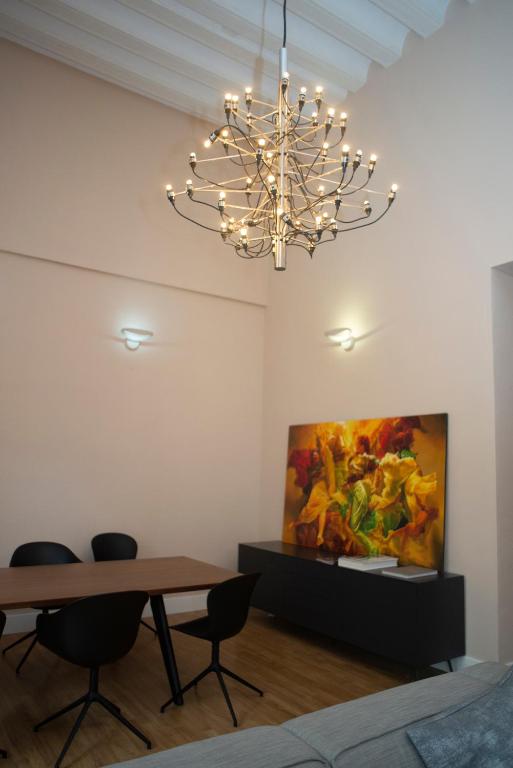 A seating area at Casa Plaza de las Flores Cádiz Grupo AC Gestión