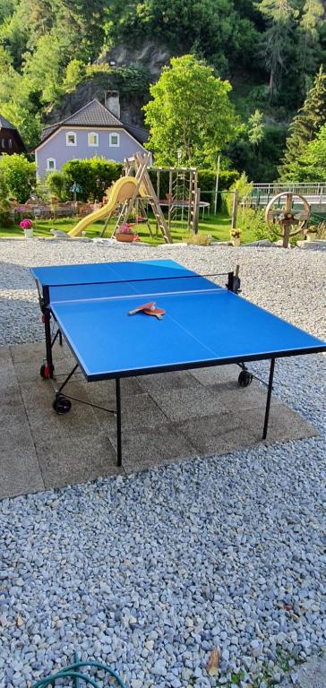 Stolný tenis v ubytovaní Ferienwohnungen Trinker - Lungau Karte inklusive alebo v jeho okolí