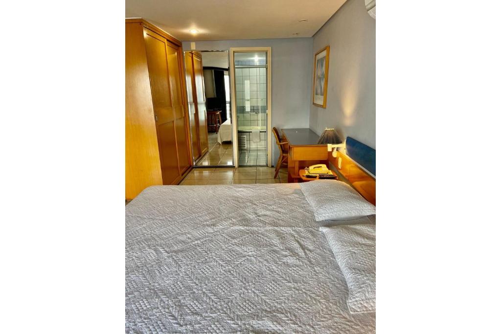  Flat Iate Plaza
