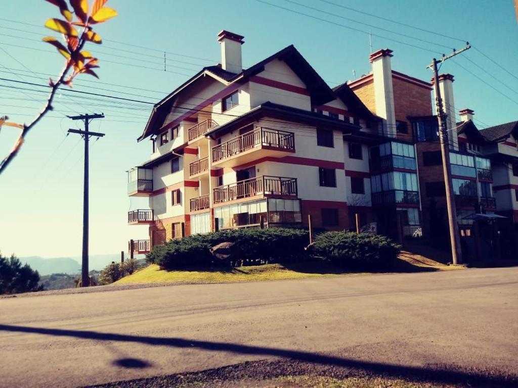 Locar-in Gramado Bosque das Azaleias  Locar-in Gramado Bosque das Azaleias