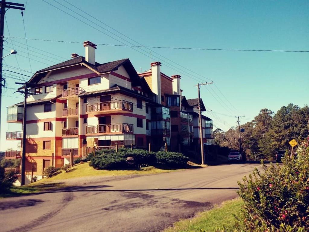 Locar-in Gramado Bosque das Azaleias  Locar-in Gramado Bosque das Azaleias