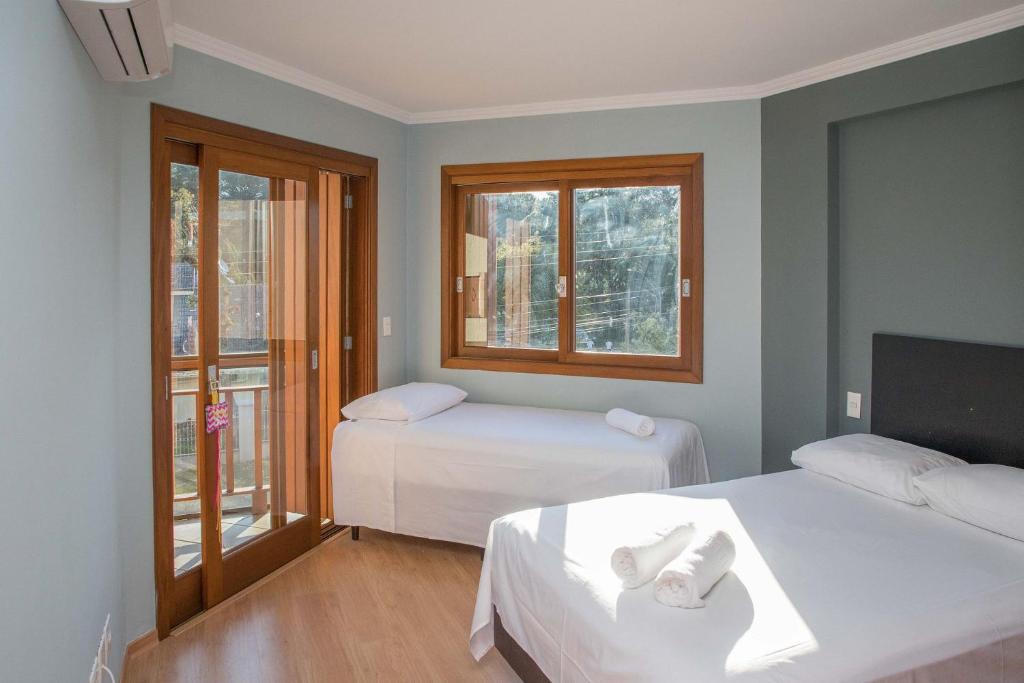 Locar-in Gramado Bosque das Azaleias  Locar-in Gramado Bosque das Azaleias