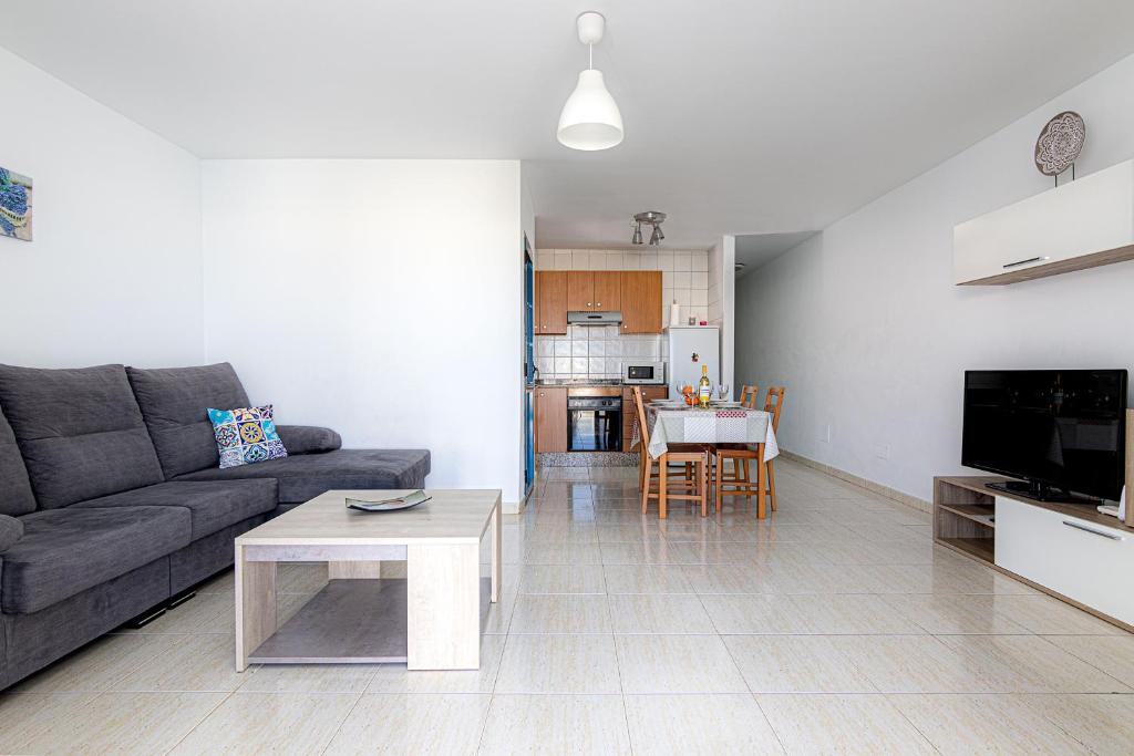 Kuchyň nebo kuchyňský kout v ubytování Apartamento Ideal Costa Teguise