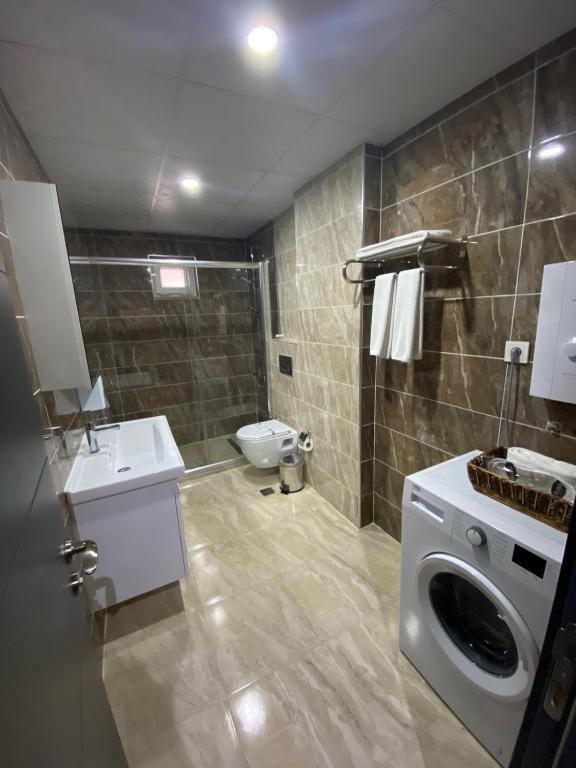 Koupelna v ubytování Elanis Suites
