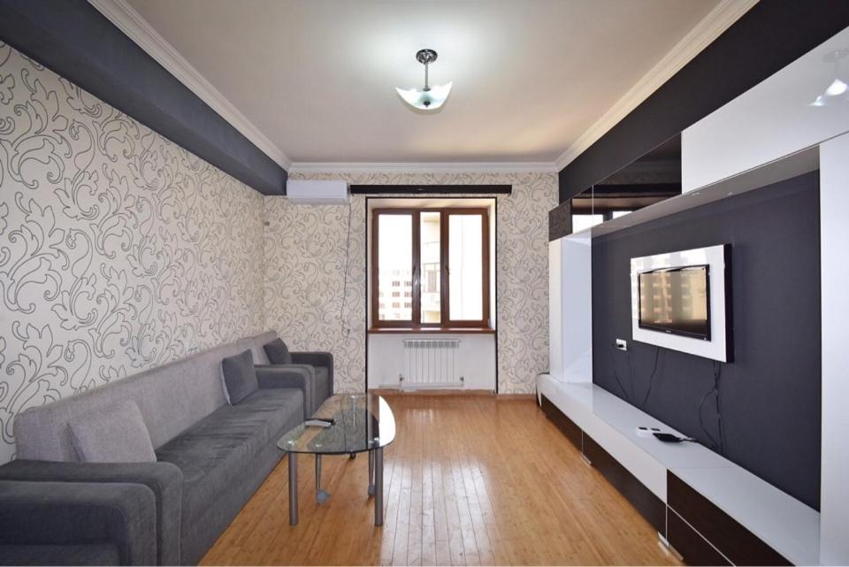 Argishti Street, 1 bedroom Modern apartment GL131 - Apartamento De Una Habitación