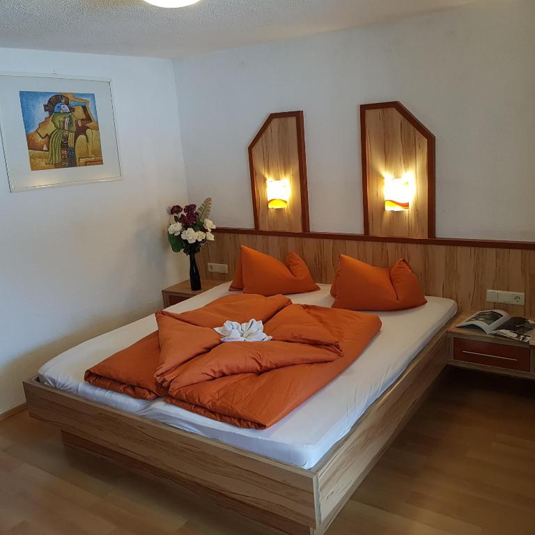 Postel nebo postele na pokoji v ubytování Familienferienhaus Florentine