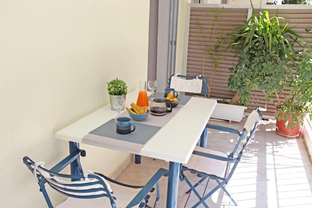 Fotografia z galérie ubytovania Apartment near the beach and the Athens airport , Artemida v destinácii Artemida