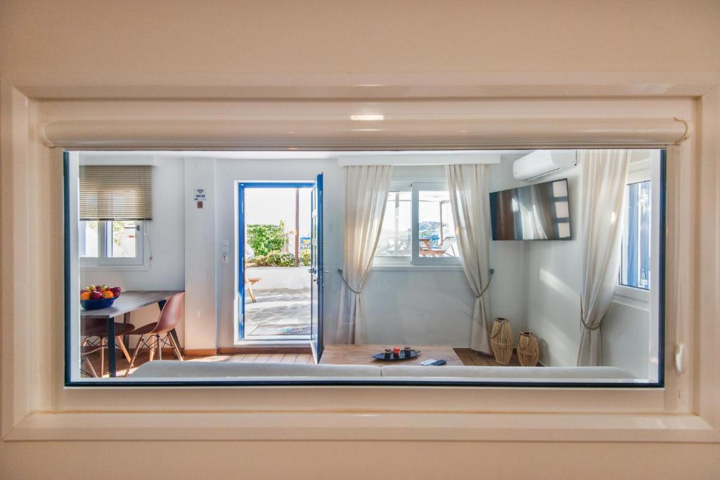 Fotografie z fotogalerie ubytování Deck2 Syros Premium Apartments v destinaci Vári